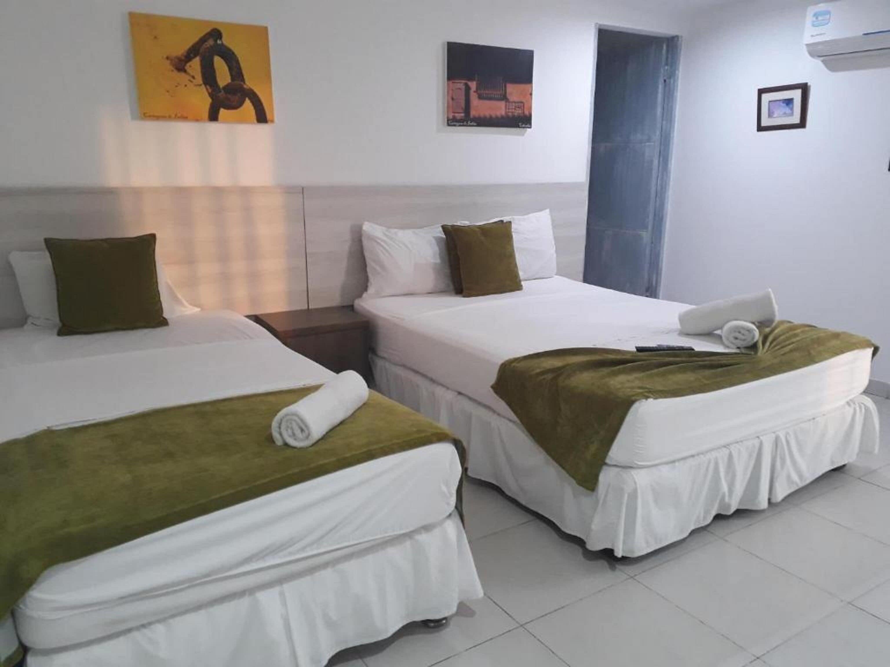 Mintaka Hotel + Lounge — Photos 3